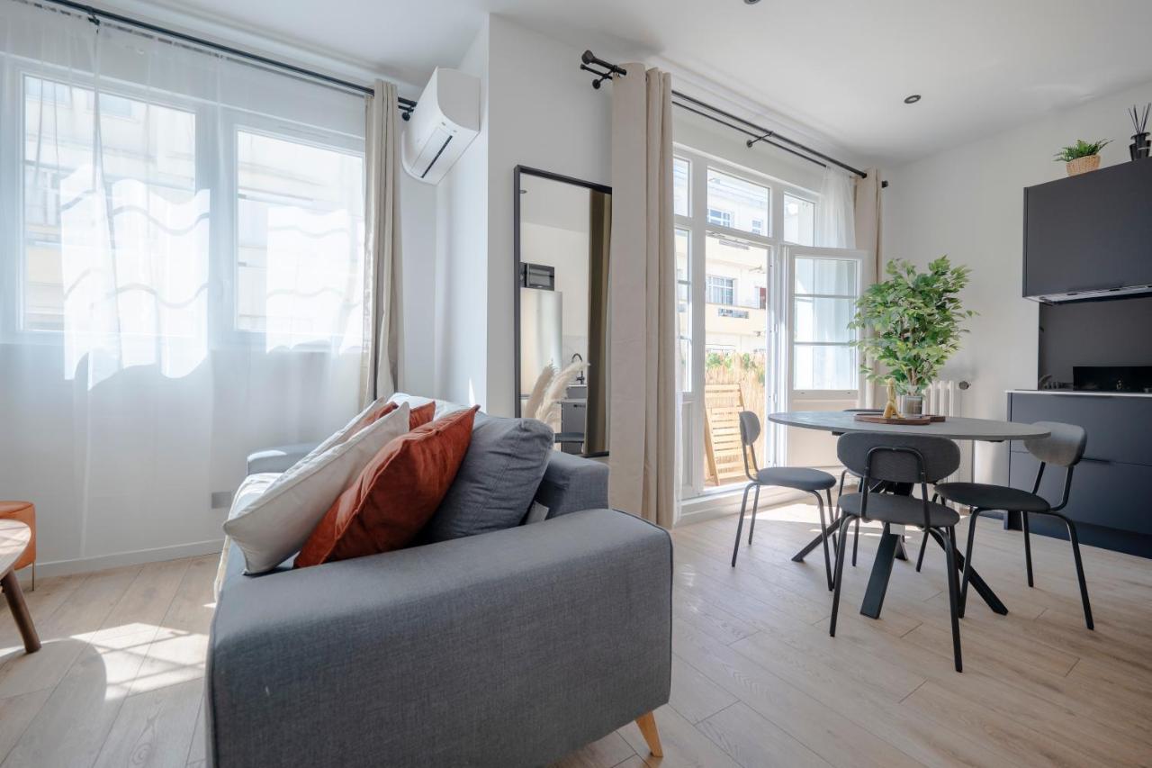 Renovated Walking Distance To Paris